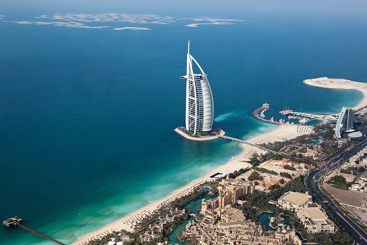 United Arab Emirates Visa Updates 2025: Latest Requirements & Processing Times